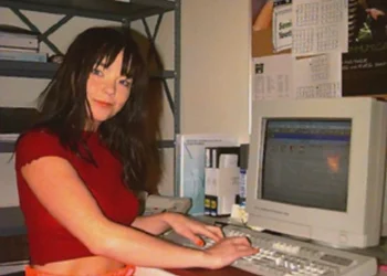 Top 10 Old Internet Pics Nostalgia That Will Take You Back in Time