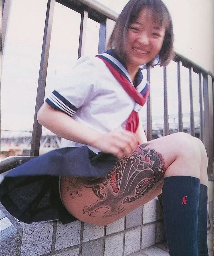 Yakuza Tattoo – Schoolgirl Style Meets Bold Japanese Irezumi Art