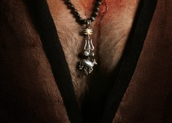 SS Rajamouli Unveils First Poster of #GlobeTrotter with Mahesh Babu  A ₹1,000 Crore Jungle Adventure Epic